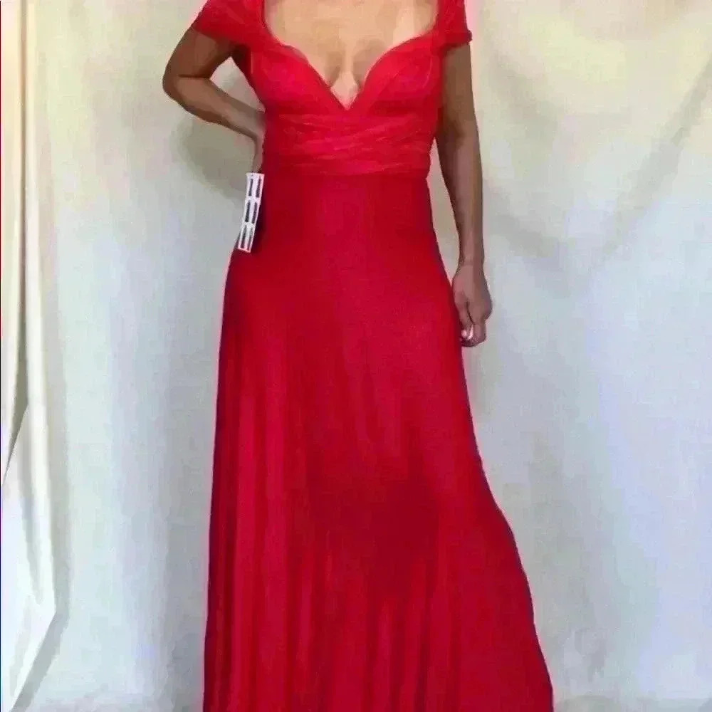 Multi-way red gown - Picture 7 of 12